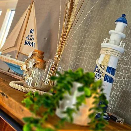 بيت للعطل Fietes Achternutkiek